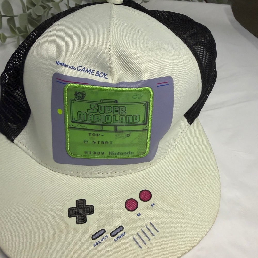 H&M Super Mario Land Game Boy Cap - Cream and Black